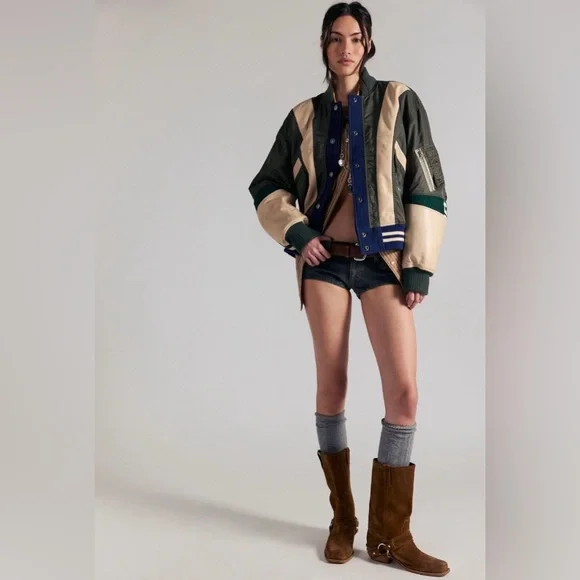 ▪️NWT We The Free Triple Kick Novelty Bomber Jacket - small - Picture 4 of 10